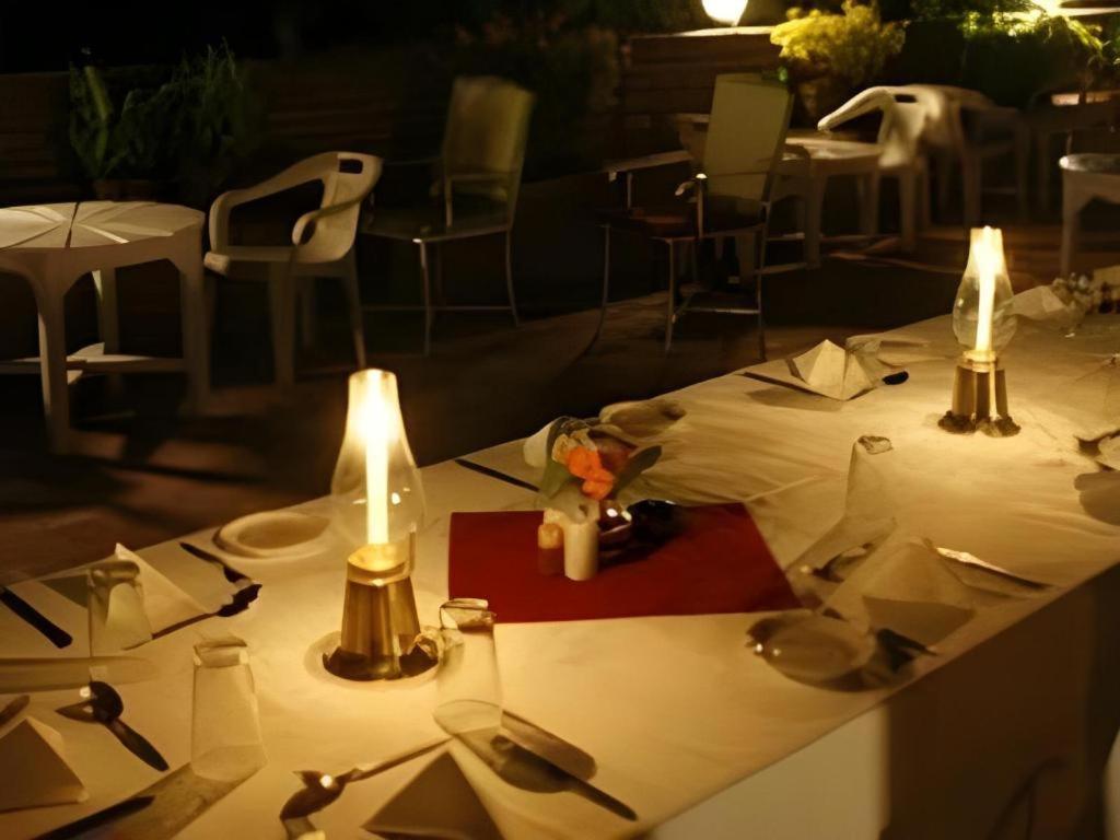 Hotel Vajra Катманду Екстериор снимка