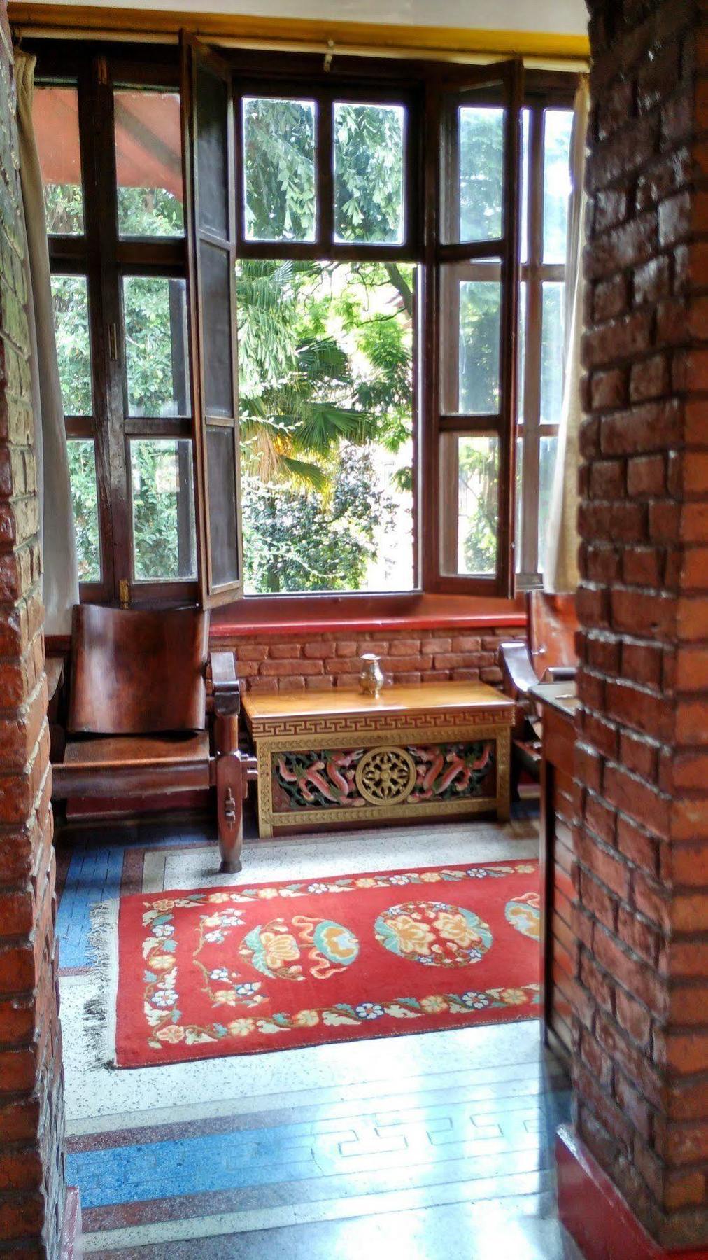 Hotel Vajra Катманду Екстериор снимка