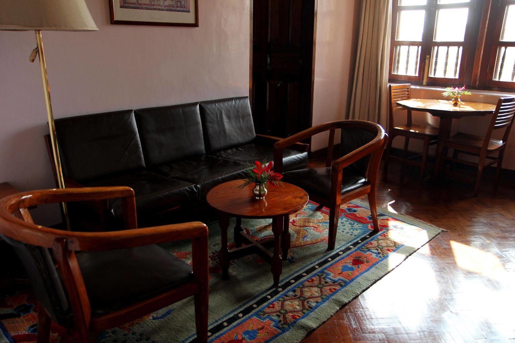 Hotel Vajra Катманду Екстериор снимка