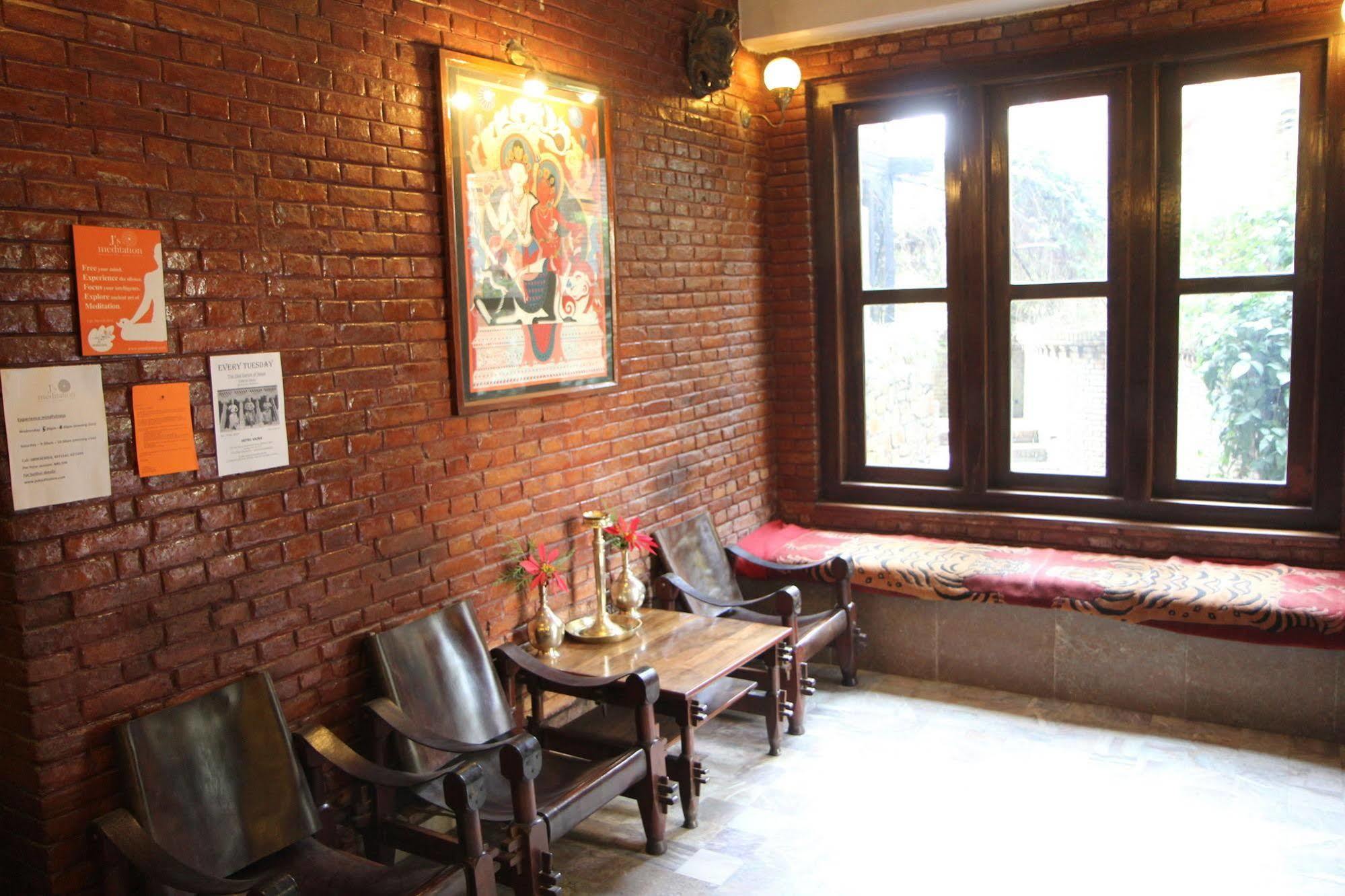 Hotel Vajra Катманду Екстериор снимка