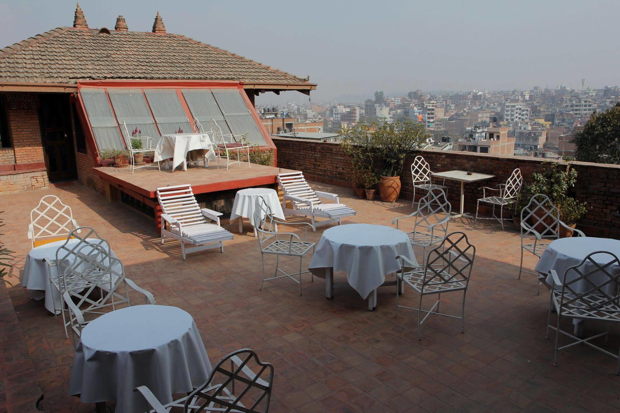 Hotel Vajra Катманду Екстериор снимка
